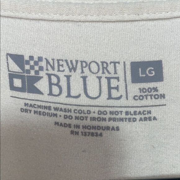 Cream Short Sleeve Tee with Vintage Car Graphic - Picture 4 of 9